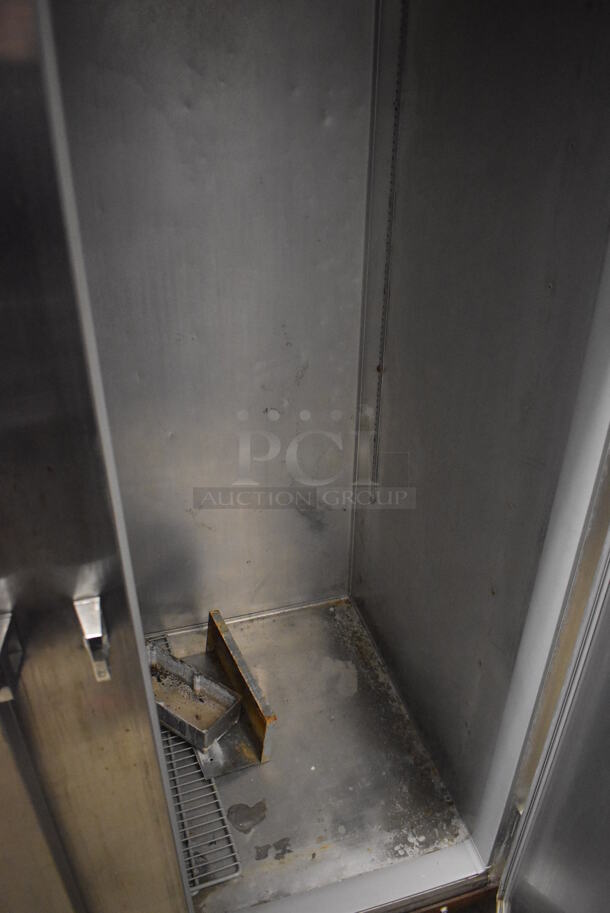Continental 2F Stainless Steel Commercial 2 Door Reach In Freezer on Commercial Casters. 115 Volts, 1 Phase. 57x34x82. Tested and Working! - Image 5 of 6
