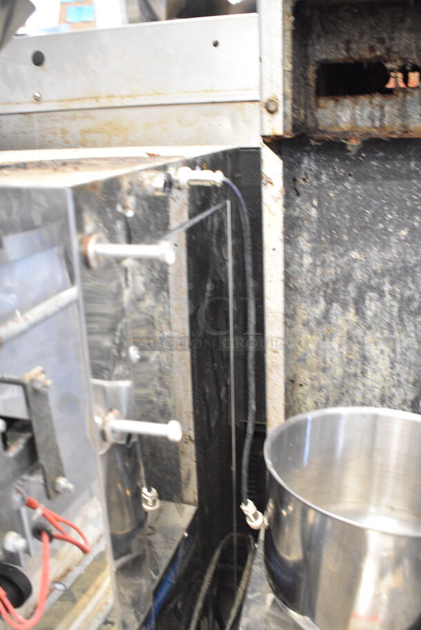 Stainless Steel Commercial Unit on Commercial Casters.  - Image 5 of 5