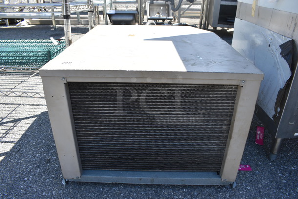 6'x8' Tafco Walk In Cooler Box w/ Floor, Bohn Model ADT065AK Condenser and Compressor. Gallery Picture Shows The Unit Before Disassembly - Image 8 of 9