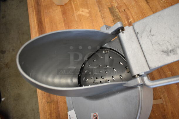 BRAND NEW SCRATCH AND DENT! Metal Commercial Pelican Head w/ Grating Blade. - Image 3 of 5