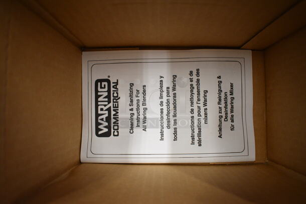 BRAND NEW IN BOX! Waring Clear Poly Blender Pitcher and Lid. 7x5x10 - Image 3 of 3