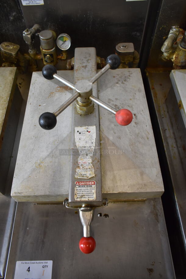 Henny Penny 600 Stainless Steel Commercial Floor Style Natural Gas Powered Pressure Fryer on Commercial Casters. 80,000 BTU. - Image 2 of 7
