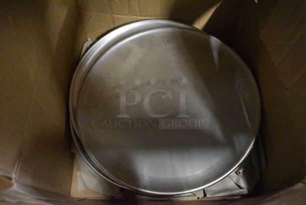 17 BRAND NEW IN BOX! Metal Round Pizza Pans. 13x13. 17 Times Your Bid!