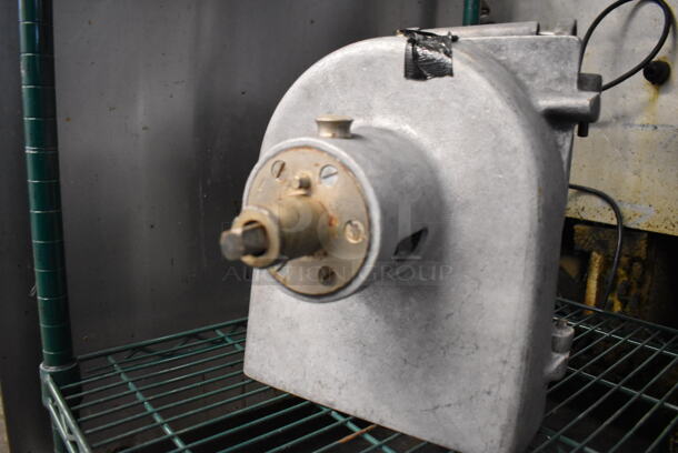 Metal Commercial Pelican Head w/ Grating Blade. 12x18x13 - Image 9 of 10