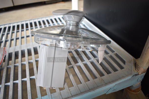 BRAND NEW SCRATCH AND DENT! 64929884 Robot Coupe 29884 Lid W/Blade - Image 3 of 5