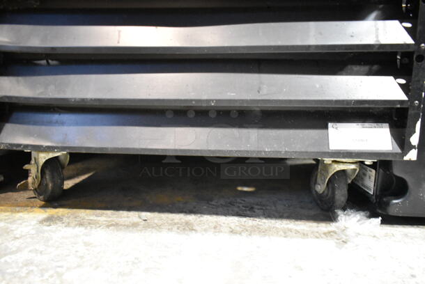 Avantco 178GDC23 Metal Commercial Single Door Reach In Cooler Merchandiser w/ Metal Pan Rack on Commercial Casters. 115 Volts, 1 Phase. Tested and Powers On But Does Not Get Cold - Image 2 of 7