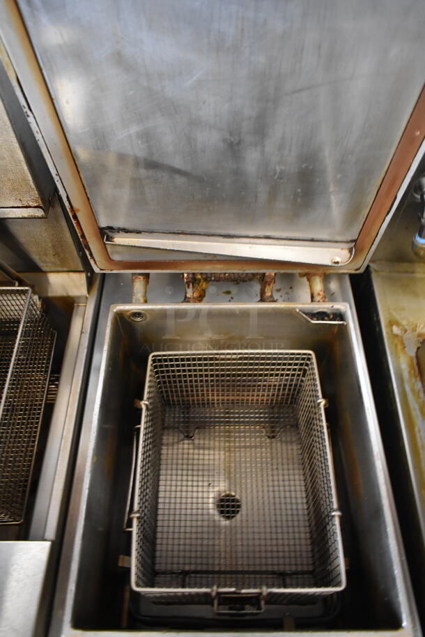 Henny Penny 500 Stainless Steel Commercial Floor Style Electric Powered Pressure Fryer w/ Metal Fry Basket on Commercial Casters. 208 Volts, 3 Phase.  - Image 3 of 7