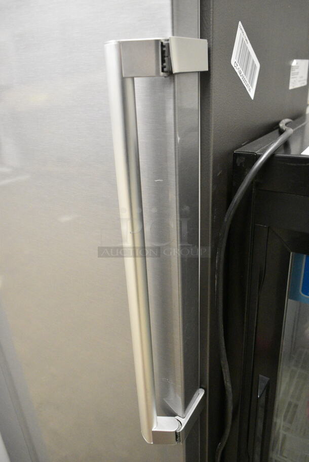 Samsung RZ11M7074SA Stainless Steel Convertible Upright Freezer 11.4 cu. ft. Stainless Look. 115 Volts, 1 Phase. Tested and Working! - Image 5 of 6