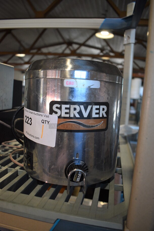 Server Model FS-4 Stainless Steel Commercial Countertop Food Warmer. 120 Volts, 1 Phase. 8x8.5x9. Tested and Working! - Image 1 of 4