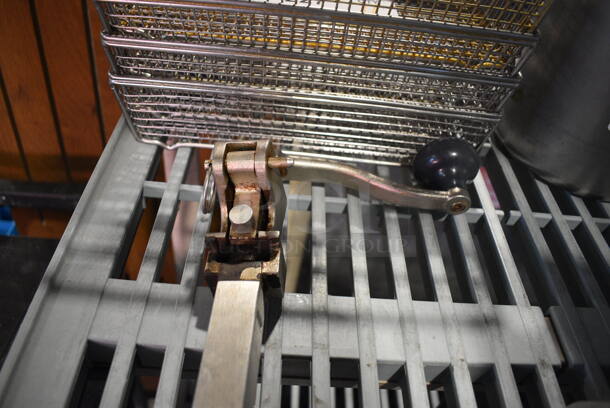 Metal Commercial Can Opener. 7x2.5x20 - Image 2 of 3