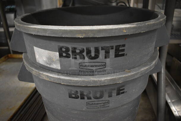 2 Rubbermaid Brute Gray Poly Trash Cans. 17x15.5x17. 2 Times Your Bid! - Image 4 of 4