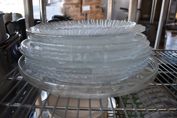 ALL ONE MONEY! Tier Lot of Various Items Including Ceramic and Glass Dishes - Image 8 of 8