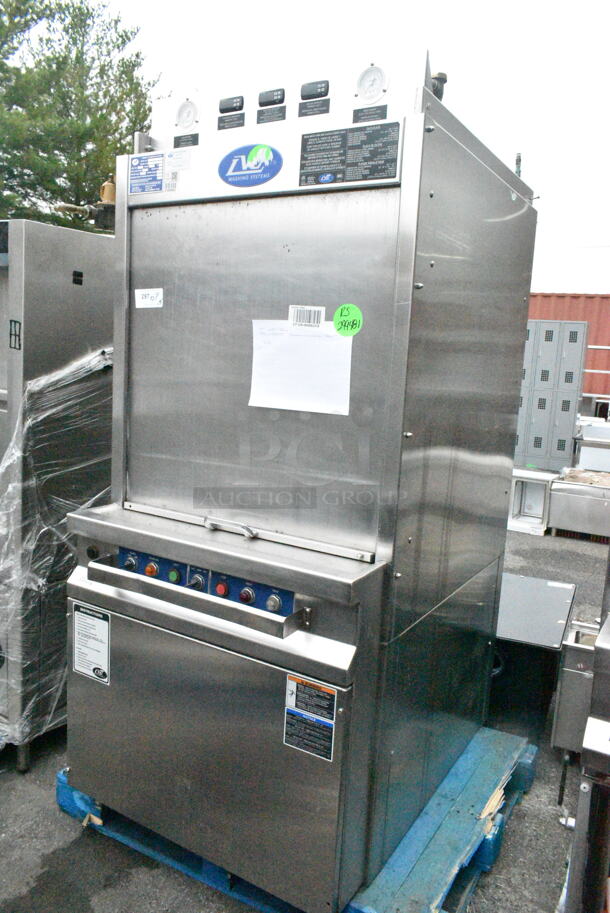 LVO FL14E Stainless Steel Commercial Floor Style Pot and Pan Washer. 460 Volts, 3 Phase. - Image 1 of 10