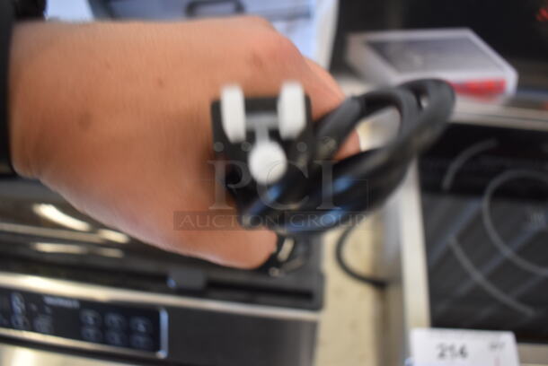 BRAND NEW SCRATCH AND DENT! Vacpak-it 186VME16SS Stainless Steel Countertop External Vacuum Sealer. 120 Volts, 1 Phase. 19x12x7. Tested and Working! - Image 7 of 7