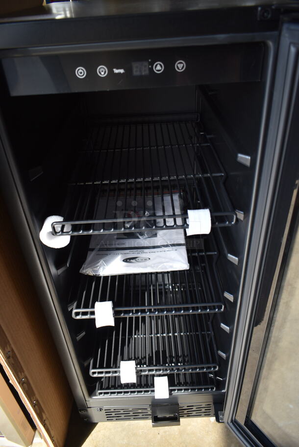 BRAND NEW SCRATCH AND DENT! Whynter BBR-801BG Metal 80 Can Built In Black Glass Beverage Cooler Merchandiser. 115 Volts, 1 Phase. Tested and Working! - Image 3 of 6