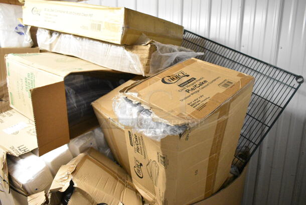 PALLET LOT of Various BRAND NEW Boxes Including 127DM32COMBO Choice 32 oz. Ultra Clear Recycled PET Plastic Round Deli Container and Lid Combo - 250/Case, Dart C57PST1 ClearSeal Hinged Lid Plastic Container 6" x 5 13/16" x 3" - 500/Case, 433LSLCPIE Choice 5" Clear Hinged Slice Container with Low Dome Lid.  - Image 3 of 3