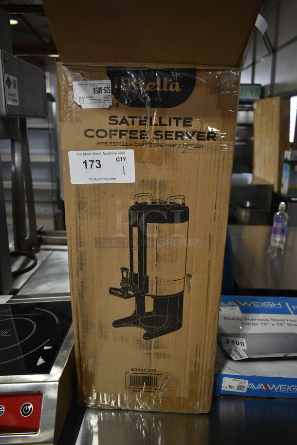 BRAND NEW SCRATCH AND DENT! Estella 236CS15 Caffe Stainless Steel 1.5 Gallon Thermal Coffee Server with Stand - Image 2 of 5