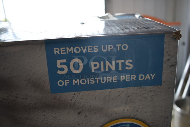 IN ORIGINAL BOX! Pelonis PAD50P1ABL ENERGY STAR 50 Pint Dehumidifier. 115 Volts, 1 Phase. - Image 4 of 7