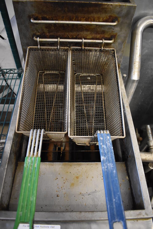 2021 Mainstreet 541FF40N Stainless Steel Commercial Floor Style Natural Gas Powered Deep Fat Fryer w/ 2 Metal Fry Baskets. 16x30x49 - Image 4 of 6