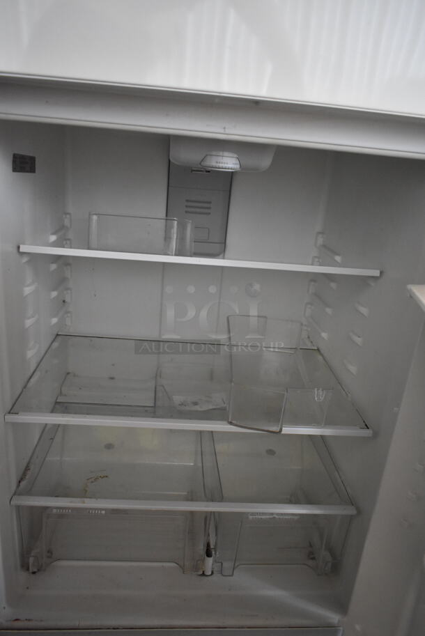 Whirlpool WRT511SZDW00 Metal Cooler Freezer Combo Unit. 115 Volts, 1 Phase. Tested and Powers On But Does Not Get Cold - Image 4 of 6