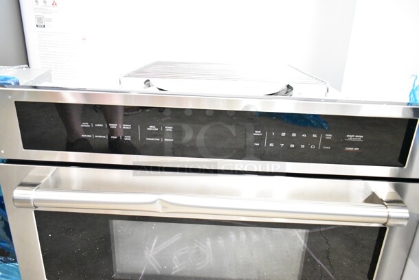 BRAND NEW SCRATCH AND DENT! KoolMore KM-CWO30-SS 30 in. Built-in Microwave with Convection Oven and Air Fryer. 120 Volts, 1 Phase.  - Image 4 of 12