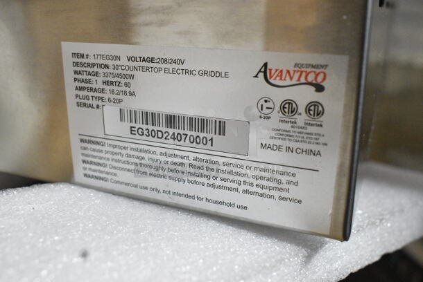 BRAND NEW SCRATCH AND DENT! Avantco 177EG30N Stainless Steel Commercial Countertop Electric Powered Flat Top Griddle. 208/240 Volts, 1 Phase.  - Image 8 of 8