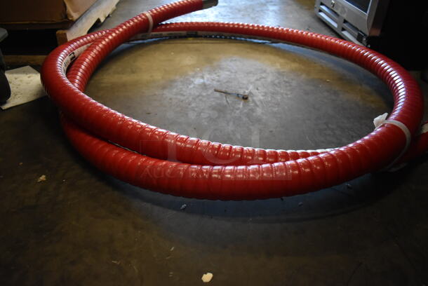 BRAND NEW SCRATCH AND DENT! Parker PureBev Series 7630P Delivery and Suction Hose with Pro Cover and Crimp Ferrule / Clamp End Connections - Image 3 of 7