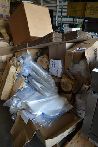 PALLET LOT of 15 BRAND NEW Boxes Including 500CC32P Choice Clear PET Plastic Cold Cup - 32 oz. - 500/Case, 130IC25PCL500 Choice 25 lb. Clear Plastic Ice Bag with Ice Print - 500/Case, Choice 25 lb Shorty Paper SOS Bag, 347RB12WHSLV White Bowl with Silver Lattice Design, Choice 0.75 oz Portion Cups, 500L1020WHT Travel Cups and Lids, 427TBBD4 Bolt Down Outdoor Table Base Plate. 15 Times Your Bid!