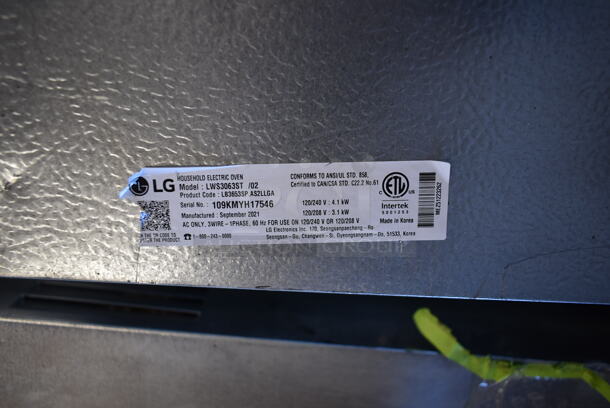 2021 LG LWS3063ST Stainless Steel Electric Powered Convection Oven. 120/208-240 Volts, 1 Phase. - Image 4 of 4