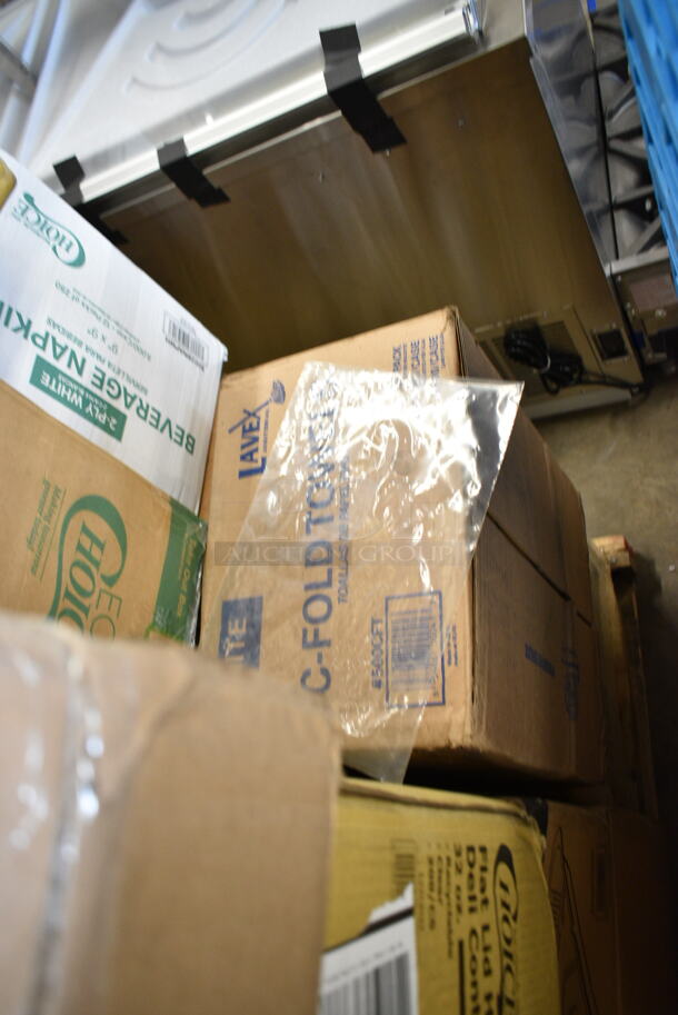 PALLET LOT of 35 BRAND NEW Boxes Including 127CH12 Choice 12 oz. Clear RPET Hinged Deli Container - 200/Case, 5002BNAPWH Choice 2-Ply White Beverage / Cocktail Napkin - 3000/Case, 500CFT Lavex White C-Fold Standard Weight Towel - 2400/Case, 612FS7800 Choice Full Size Foil Steam Table Pan Medium 2 3/16" Depth - 50/Case, 128HD8COMBO ChoiceHD 8 oz. Microwavable Translucent Plastic Deli Container and Lid Combo Pack - 240/Case 128HD12COMBO ChoiceHD 12 oz. Microwavable Translucent Plastic Deli Container and Lid Combo Pack - 240/Case, 2 Box Kraft #3 Containers, 127DM8BULK Choice 8 oz. Ultra Clear PET Plastic Round Deli Container - 500/Case, 5013858 Lavex Hercules 55 Gallon 2 Mil 38" x 58" Low Density Heavy-Duty Black Can Liner / Trash Bag - 50/Case, 3 Box 8" Corrugated Cake Circles, 5005GTWH Lavex Linen-Feel White Customizable 1/6 Fold Guest Towel - 500/Case, Choice Sandwich Wedge Containers, 500L1020W Choice White Hot Paper Cup Travel Lid for 10-24 oz. Standard Cups and 8 oz. Squat Cups - 1000/Case, 612FHL1230 Choice Foil Steam Table Pan Lid - Half Size - 100/Case, 

 35 Times Your Bid! - Image 3 of 12