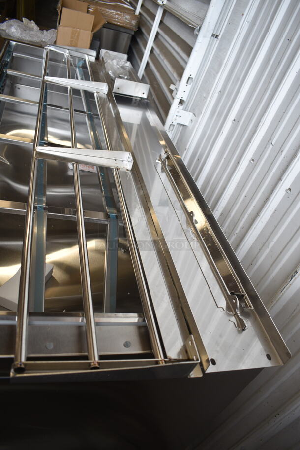 BRAND NEW SCRATCH AND DENT! 2024 Avantco 178SSCFT72HC Stainless Steel Commercial Refrigerated Salad Bar / Cold Food Table on Commercial Casters. 115 Volts, 1 Phase. Tested and Working! - Image 6 of 12