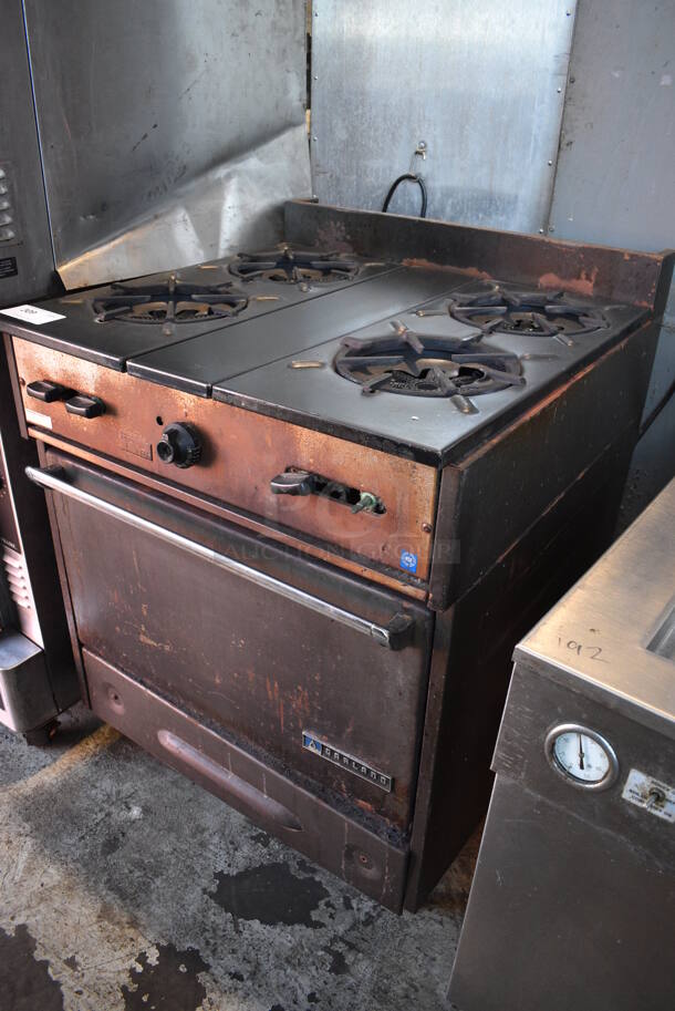 Garland Metal Commercial Propane Gas Powered 4 Burner Range w/ Oven and Gas Hose. 30x31x40.5 - Image 4 of 6