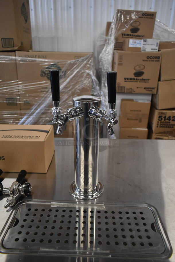 BRAND NEW SCRATCH AND DENT! Avantco 178UDD3HCS Stainless Steel Commercial Direct Draw Kegerator / Beer Dispenser with (2) 2 Tap Towers - (3) 1/2 Keg Capacity. 115 Volts, 1 Phase. Tested and Working! - Image 6 of 12