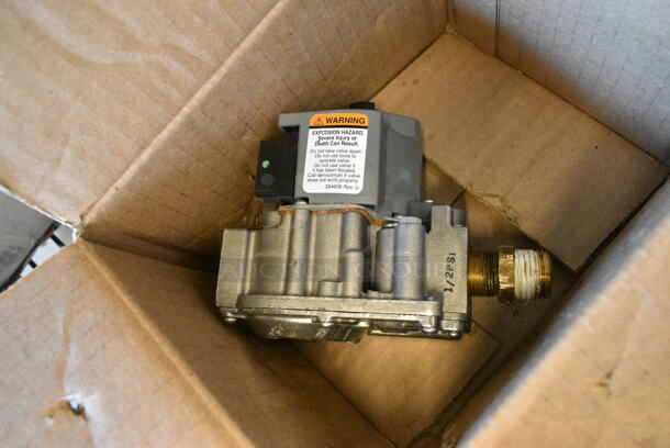 BRAND NEW SCRATCH AND DENT! Cooking Performance Group 351220079 Safety Valve - Image 2 of 6