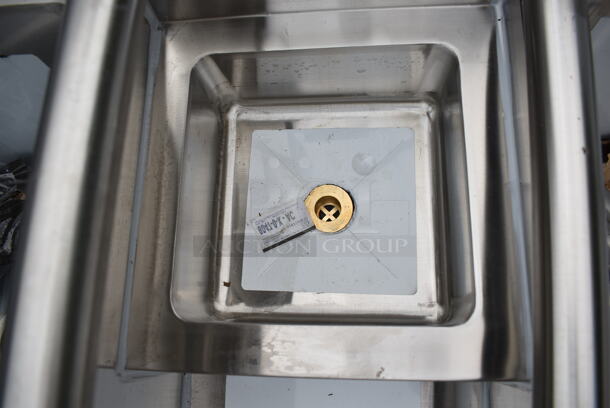 BRAND NEW SCRATCH AND DENT! Regency 600BSDS2312 12" x 23" Stainless Steel Blender Station with Dump Sink - Image 4 of 6