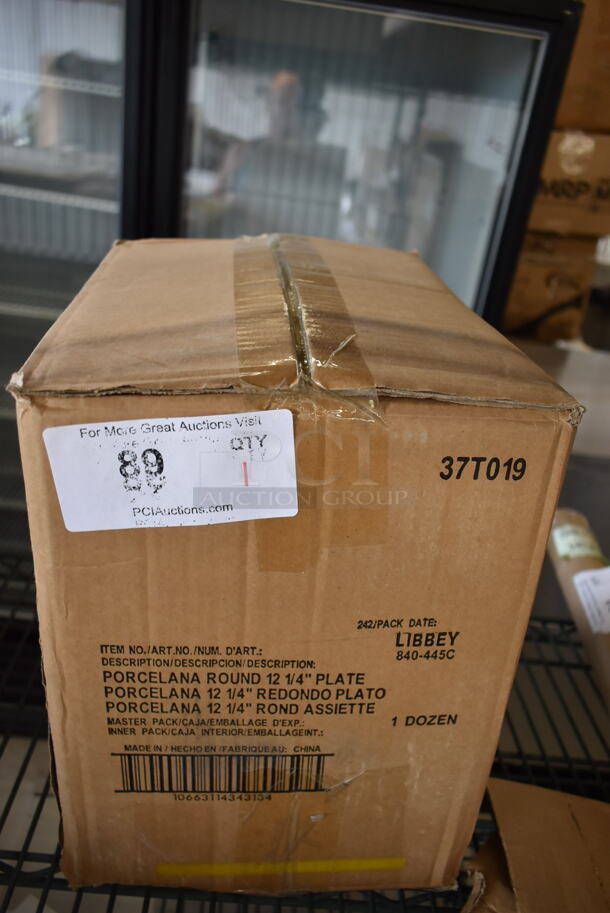 Box of 12 BRAND NEW SCRATCH AND DENT! Libbey 840-445C Porcelana Coupe Plate 12 1/4" Bright White Round Porcelain - Image 2 of 3