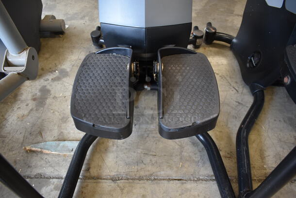 Stair Master Commercial Floor Style Stationary Exercise Stepping Machine w/ Monitor and Heart Rate Handle Grip Monitors and Cup Holders. Tested and Does Not Power On - Image 3 of 5