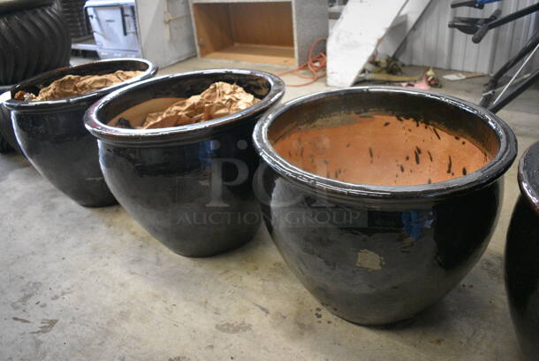 4 Black Planter Pots. 19x19x15.5. 4 Times Your Bid! - Image 5 of 5