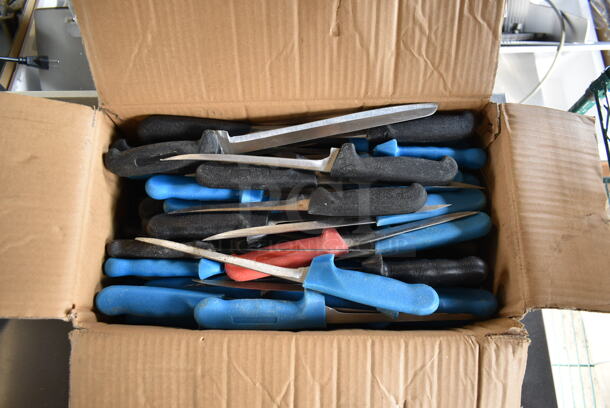 70 SHARPENED Stainless Steel Knives Including Fillet Knives. 70 Times Your Bid! - Image 1 of 3