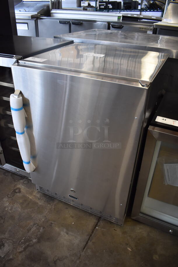 BRAND NEW! Whynter BOR-53024-SSW Stainless Steel Commercial Mini Cooler. 115 Volts, 1 Phase. 24x24x34. Tested and Working! - Image 3 of 8
