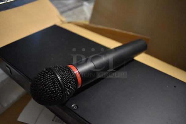 IN ORIGINAL BOX! Audio-Technica ProSeries PRO-R2 ATW-R11 VHF Diversity Receiver w/ Microphone. 19x7x3 - Image 6 of 12