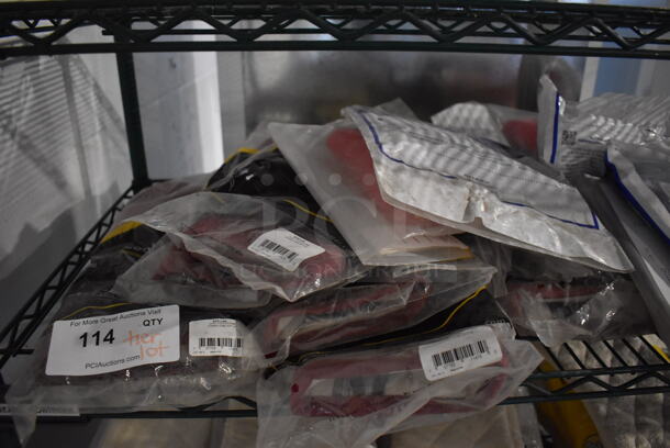 ALL ONE MONEY! Tier Lot of Various BRAND NEW Items Including Oven Mitts - Image 2 of 5