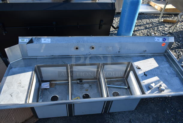 BRAND NEW SCRATCH AND DENT! Regency 600DDTS384RT Stainless Steel Commercial 3 Bay Right Side Dirty Side Dishwasher Table w/ Right Side Drain Board. No Legs. Bays 16x20. Drain Board 22.5x26.5 - Image 2 of 6