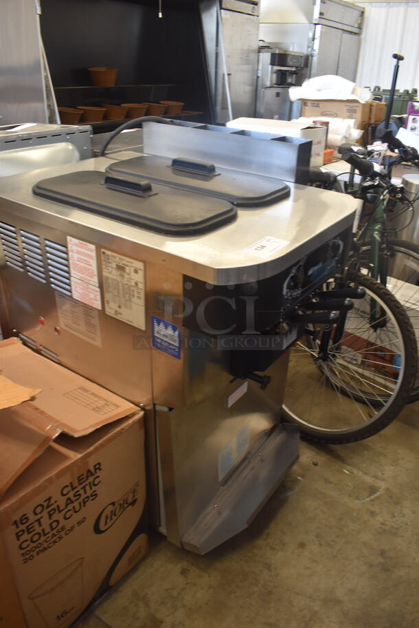 2012 Taylor C723-27 2 Flavor Air Cooled Frozen Yogurt Ice Cream Machine Countertop Unit 208-230V 1 Phase - Image 2 of 6
