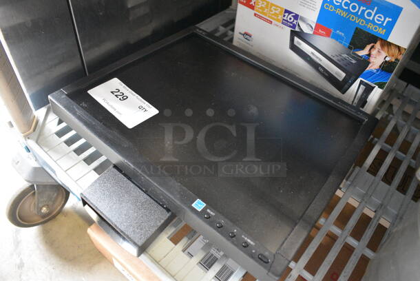 NEC 17" Computer Monitor - Image 2 of 3