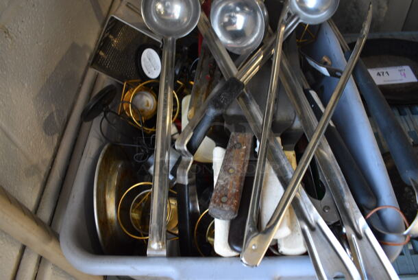 ALL ONE MONEY! Lot of Various Utensils Including Ladles and Spatulas in Gray Poly Bus Bin! - Image 4 of 4