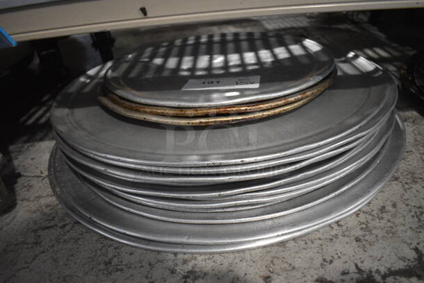 15 Various Round Pizza Baking Pans. Includes 14x14. 15 Times Your Bid!