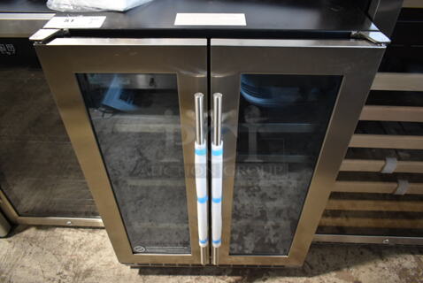 BRAND NEW SCRATCH AND DENT! Danby Silhouette DBC047D3BSSPR 24 Inch Built-In French-Door Beverage Center with 61 Beverage Can Capacity, 21 Wine Bottle Capacity. Tested and Working!