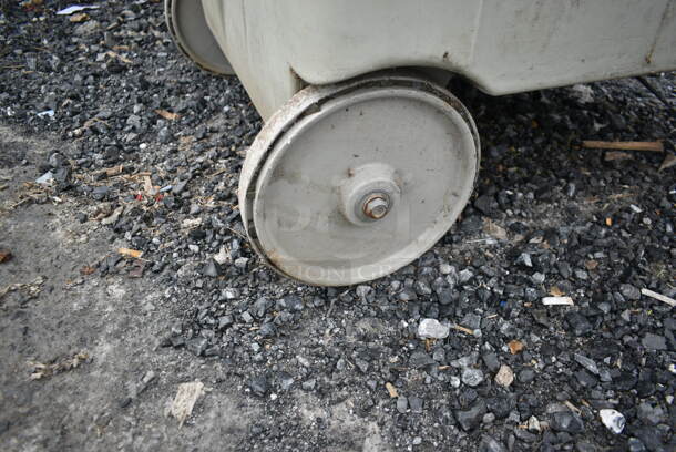 Gray Poly Dish Cart on Casters. - Image 3 of 4