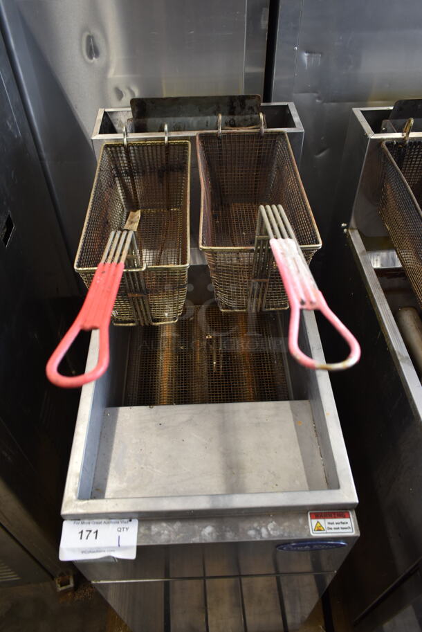 Cook Rite ATFS-40 Stainless Steel Commercial Floor Style Natural Gas Powered Deep Fat Fryer w/ 2 Metal Fry Baskets. 102,000 BTU. - Image 3 of 7